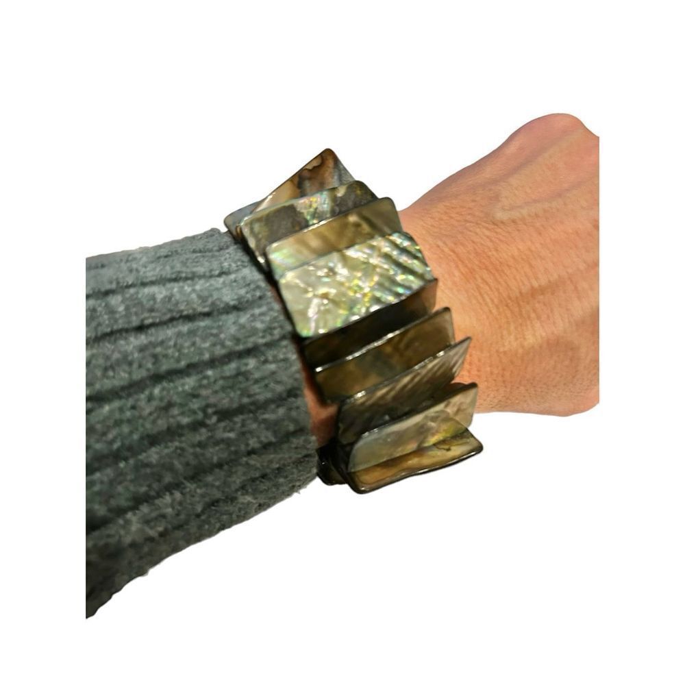 Wide Slate Black/ green hue Shell Stretch Bracelet
